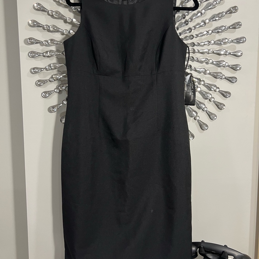Elegant Black Sleeveless Dress